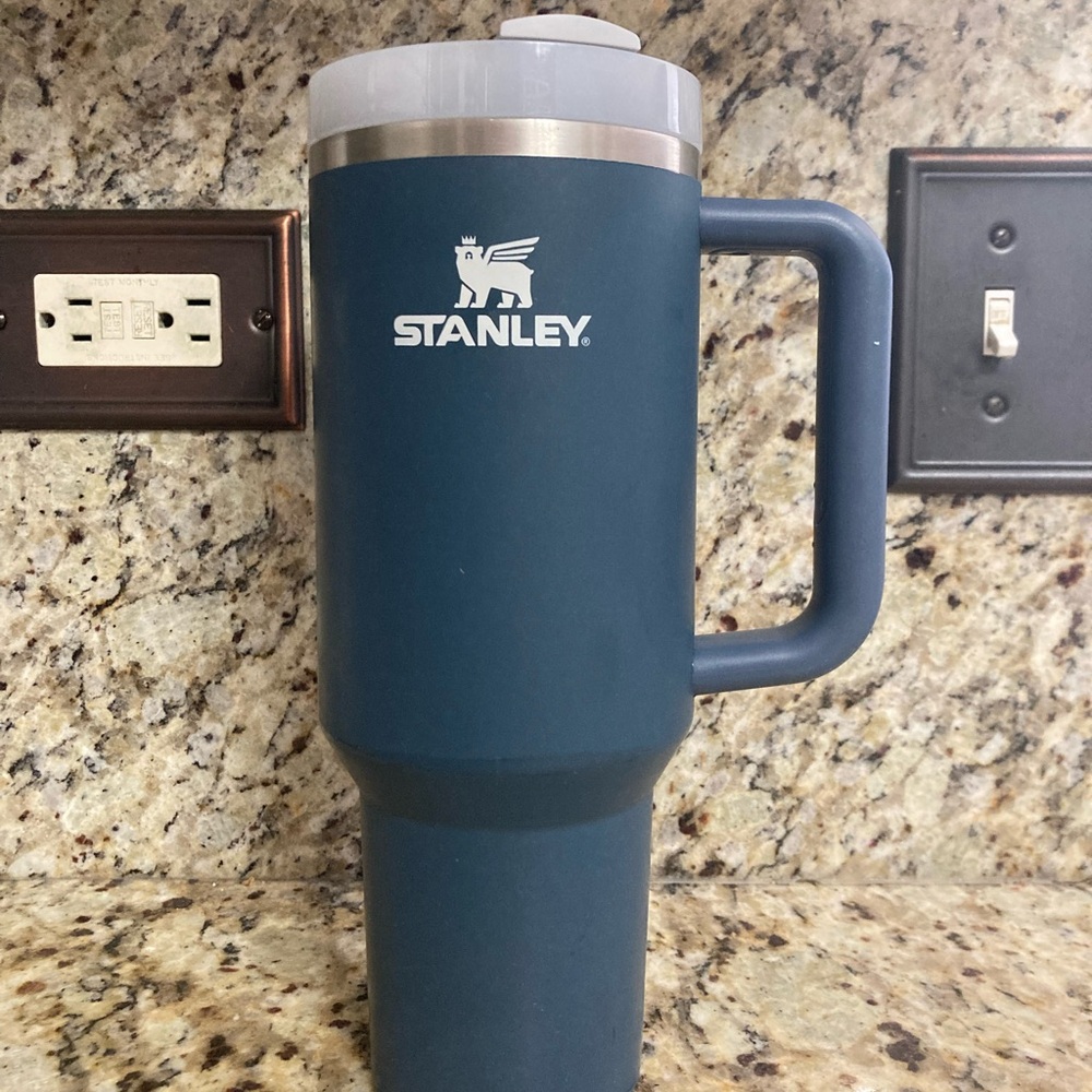 40oz Stanley Tumbler - Steel Blue